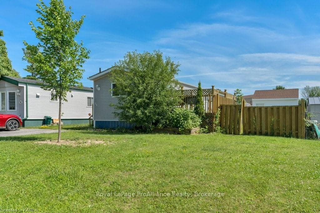 36 KAPYONG Crescent photo 2