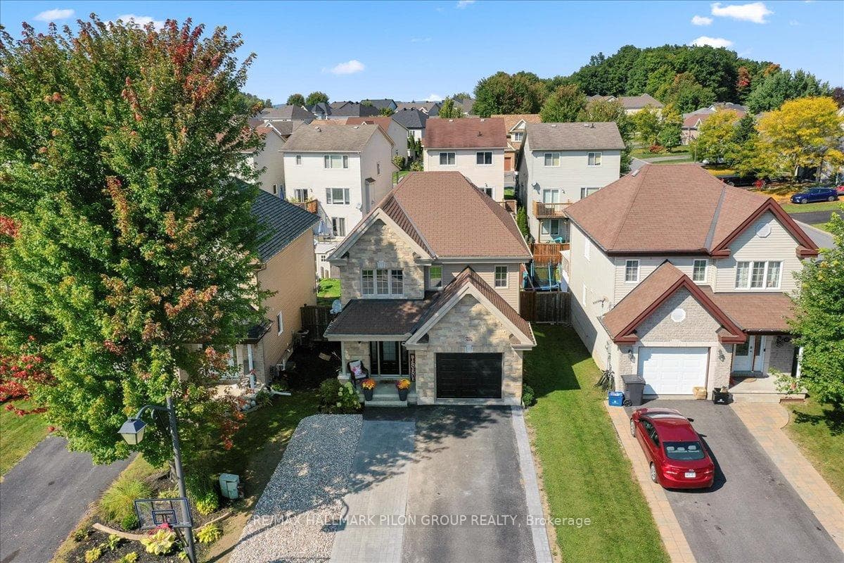 618 EMERALD Street photo 34
