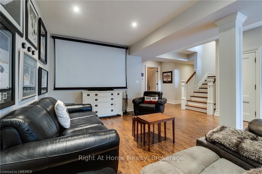 298 FELAN Avenue photo 41