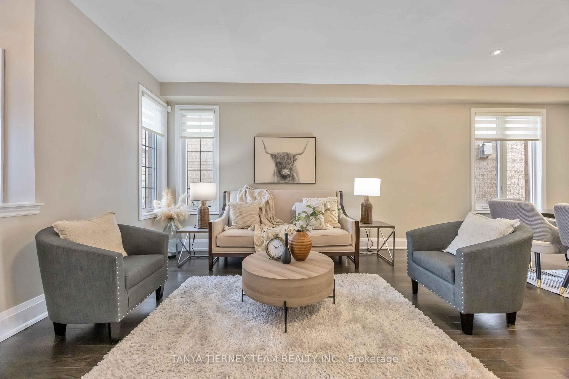 111 Braebrook Drive photo 8