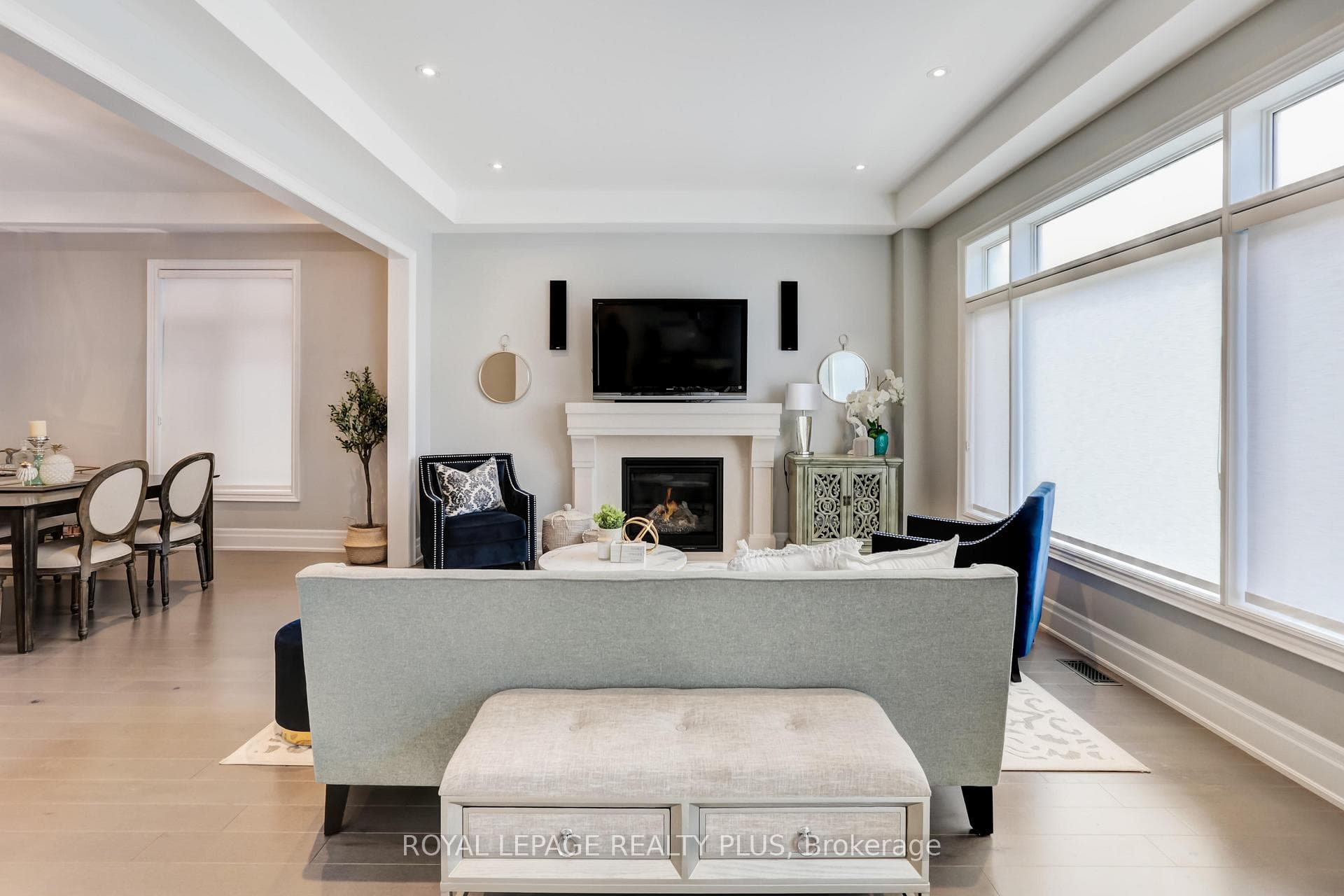 3130 Millicent Avenue photo 8