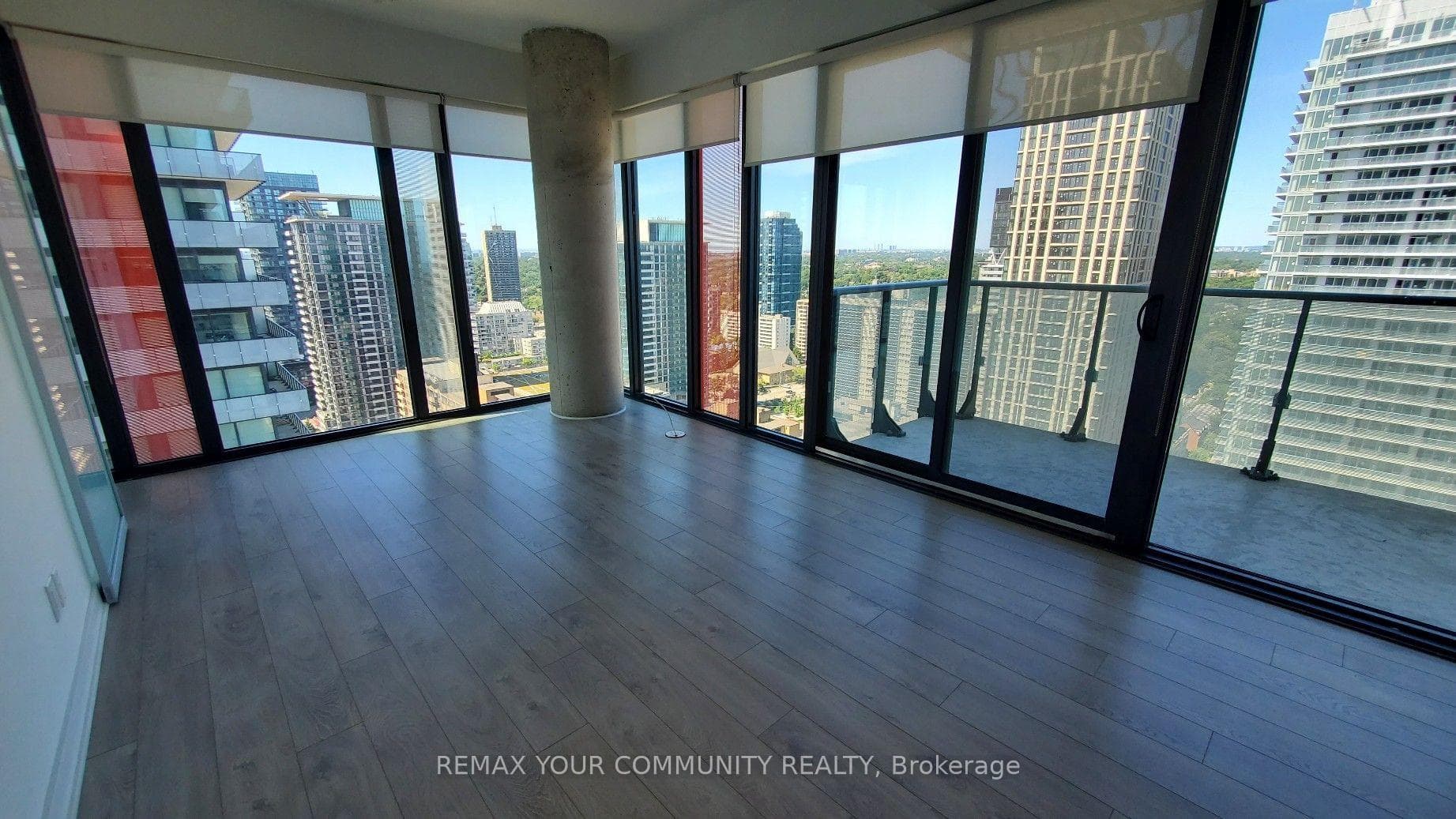 185 Roehampton Avenue Unit 2503 photo 5