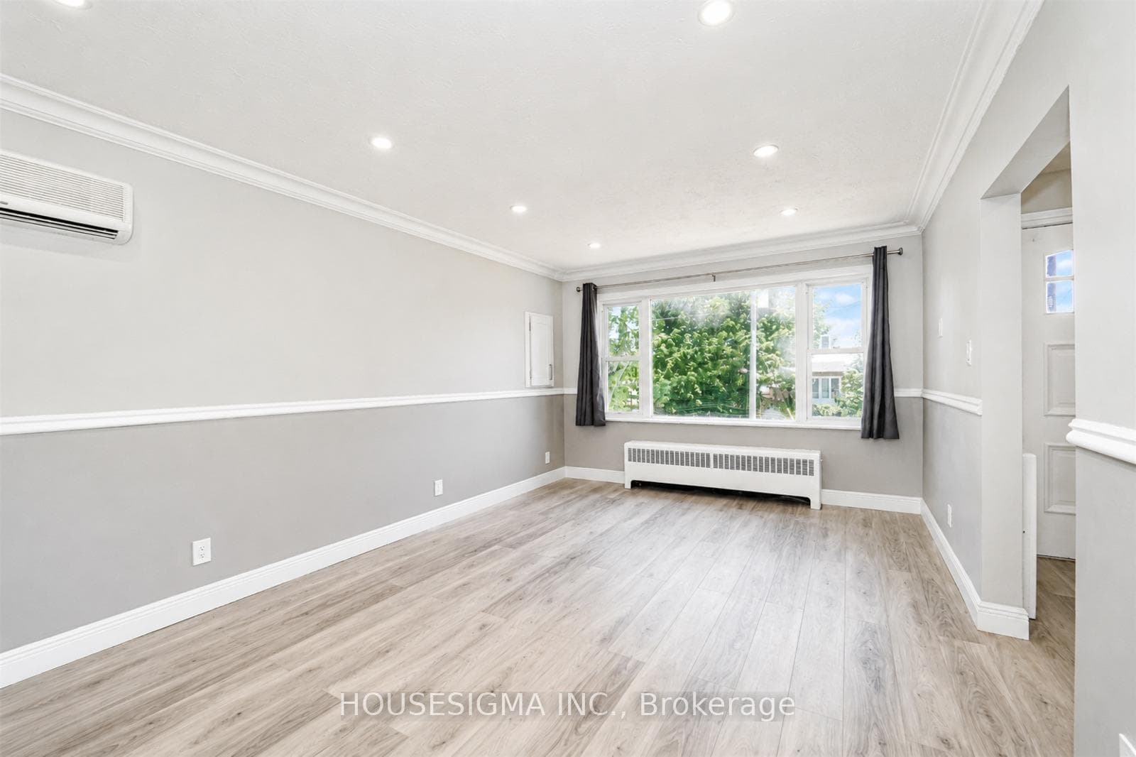122 Chadburn Street photo 5