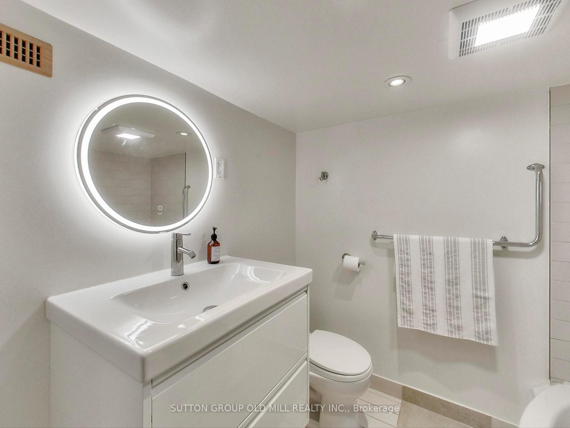 14 Pearson Avenue photo 30