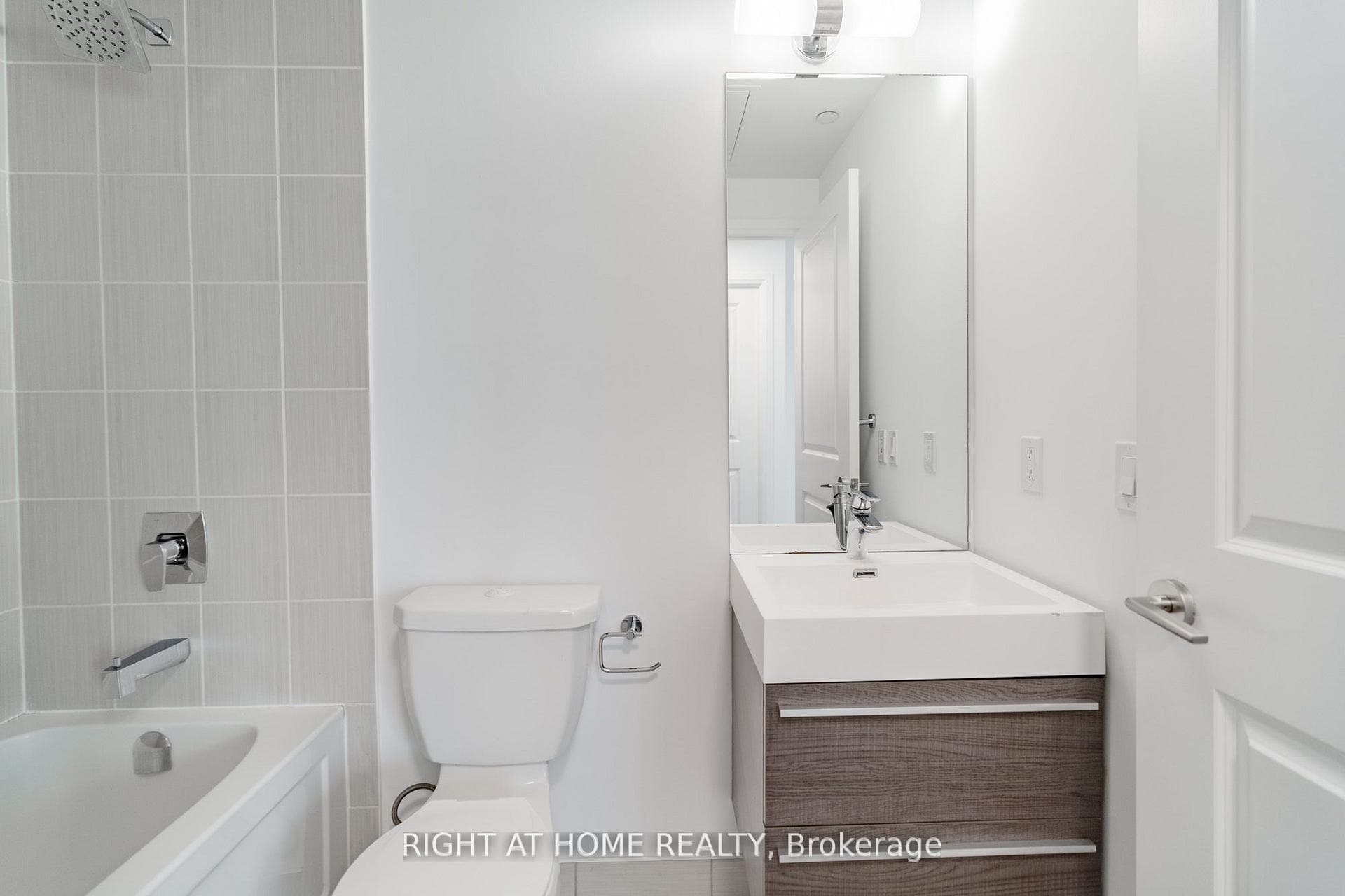15 Zorra Street Unit 901 photo 21