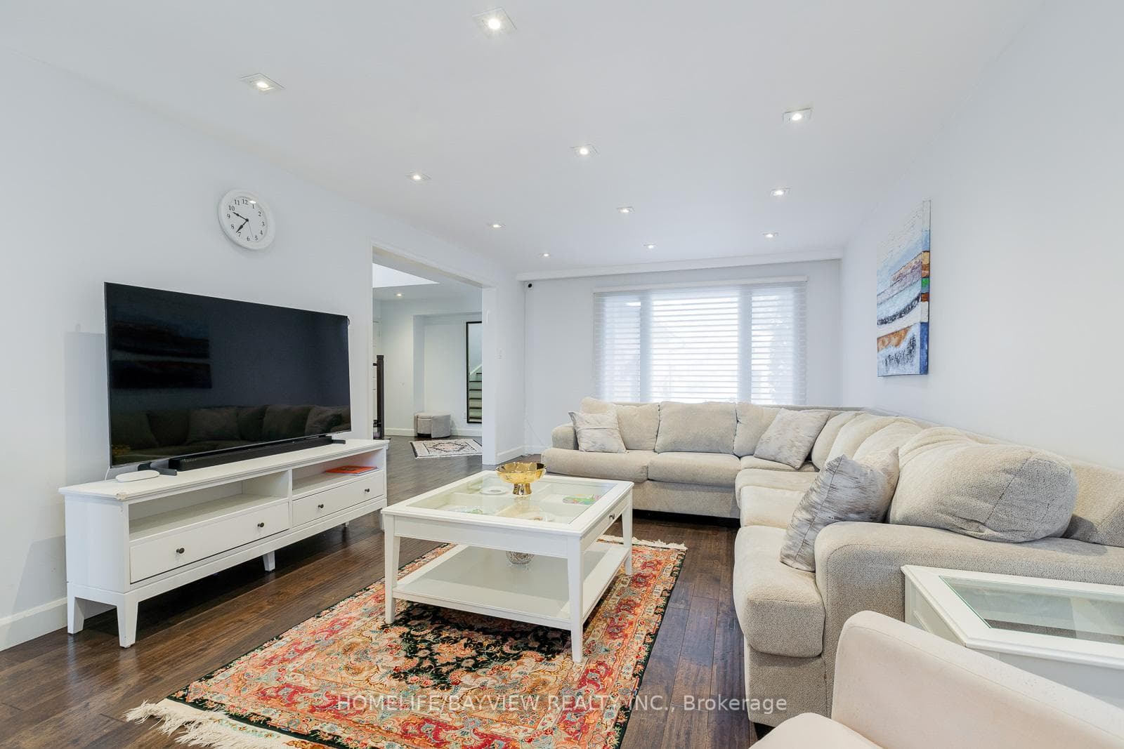 23 Holm Crescent photo 12