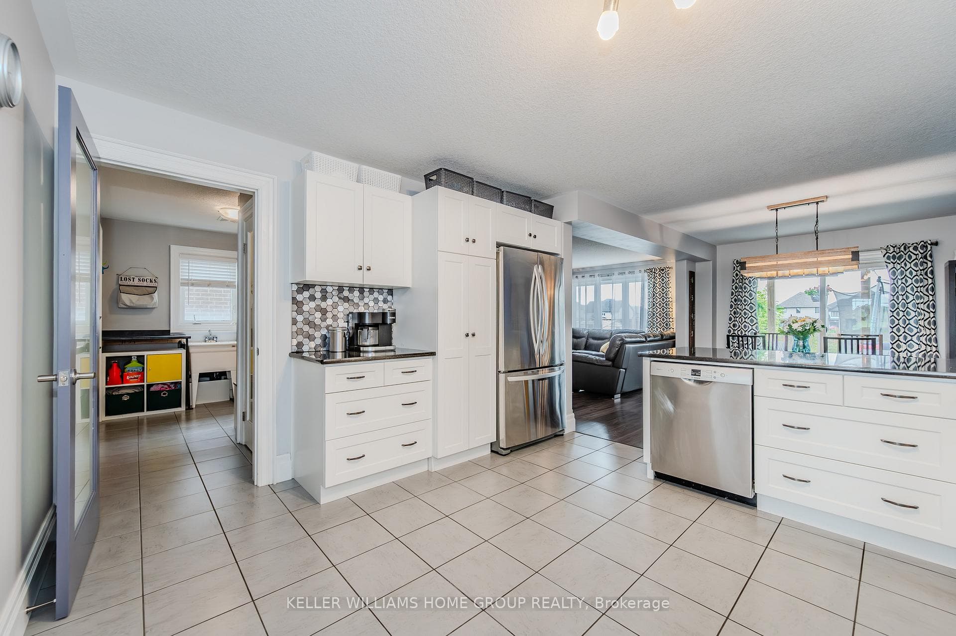 106 William Street photo 7