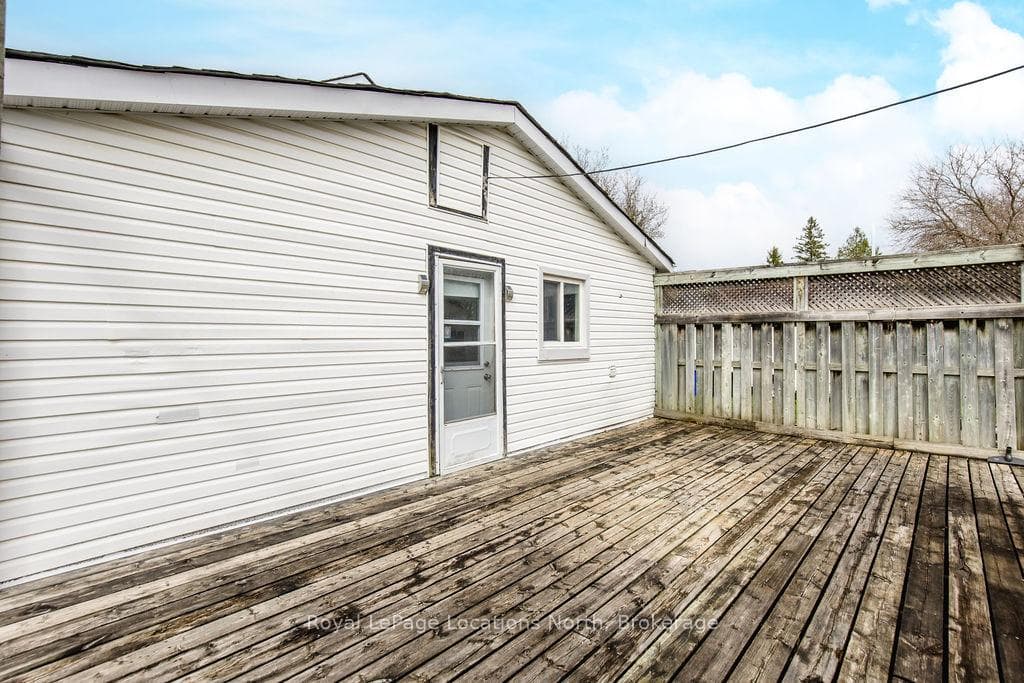 221 Spruce Street photo 21