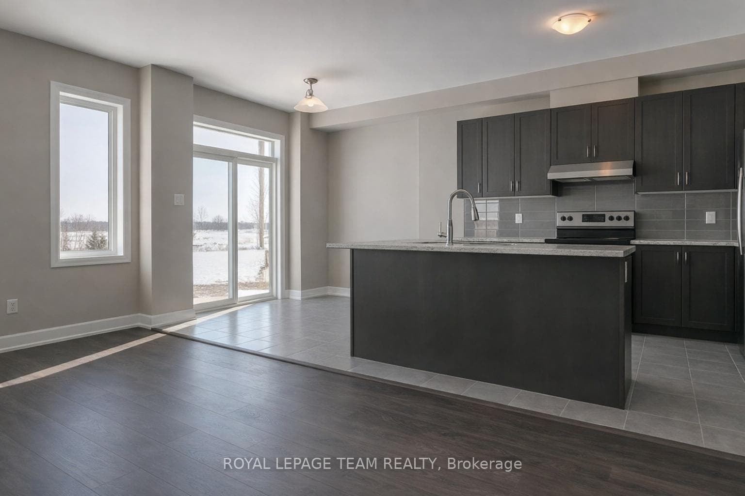 83 AURA Avenue photo 8