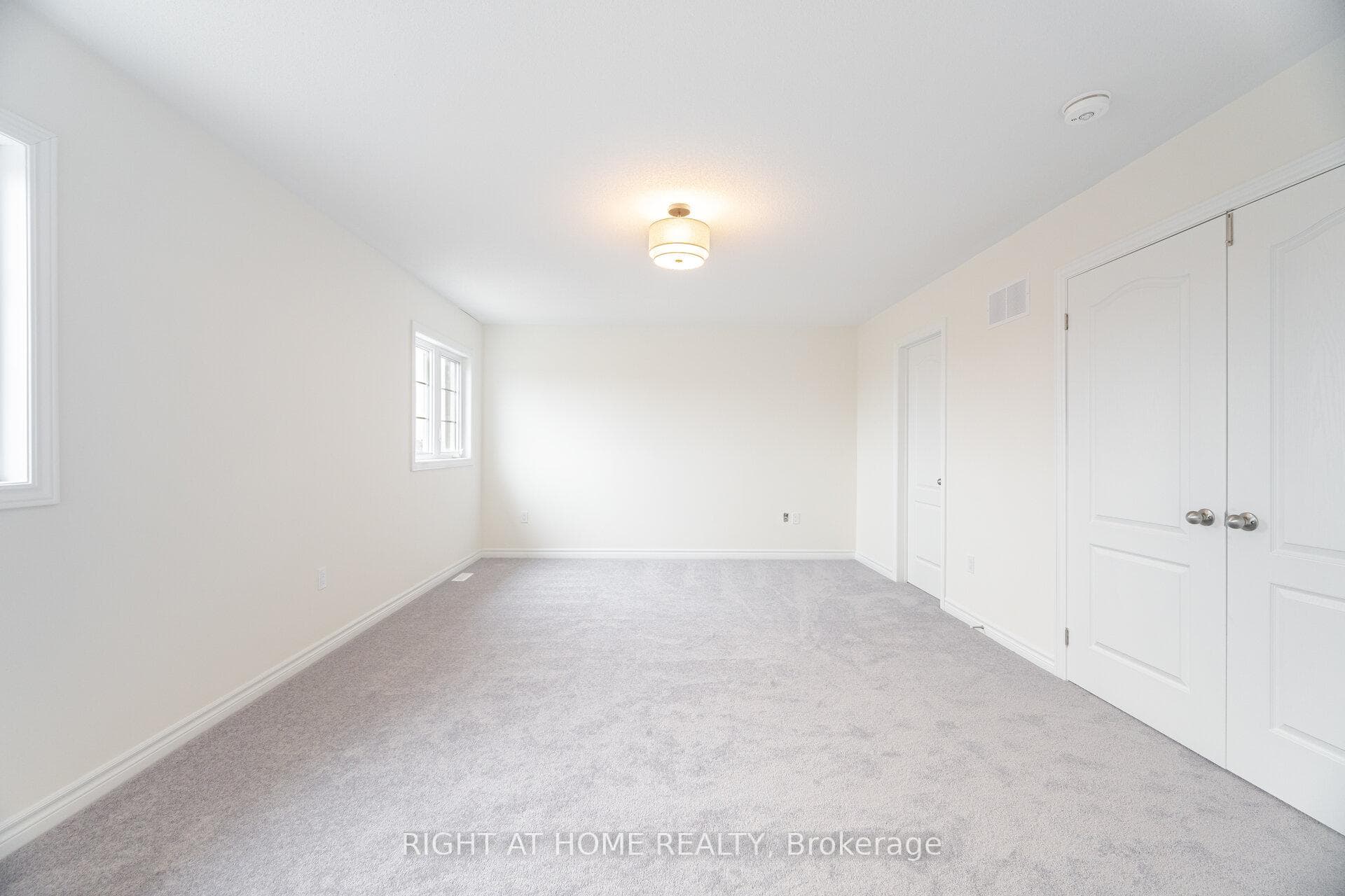 125 Cliff Thompson Court photo 28