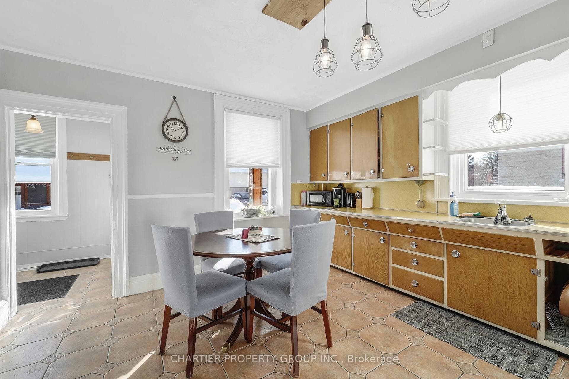 28 Albert Street photo 9