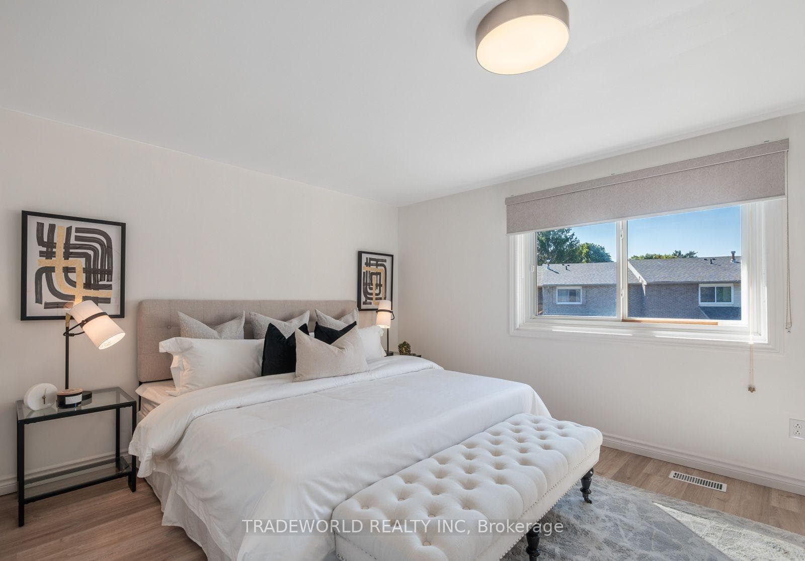 60 Camelot Way photo 15