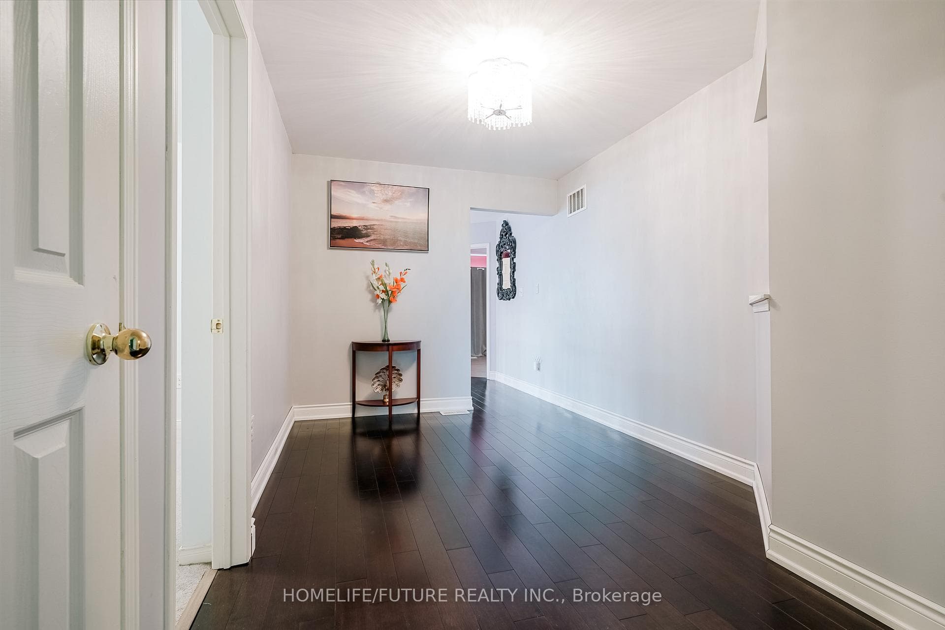 14 Mosely Crescent photo 23