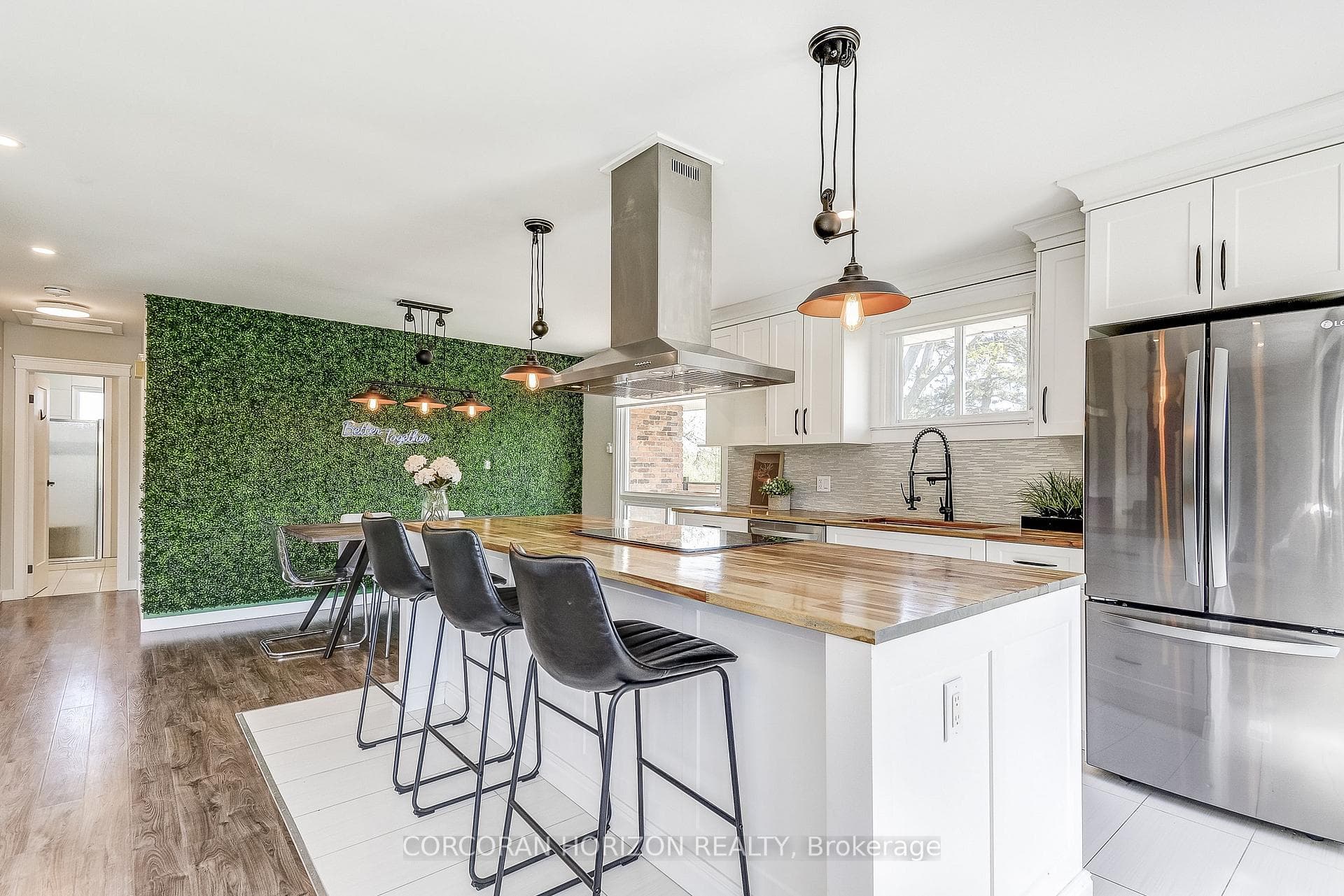 11 Thorncliff Drive photo 11