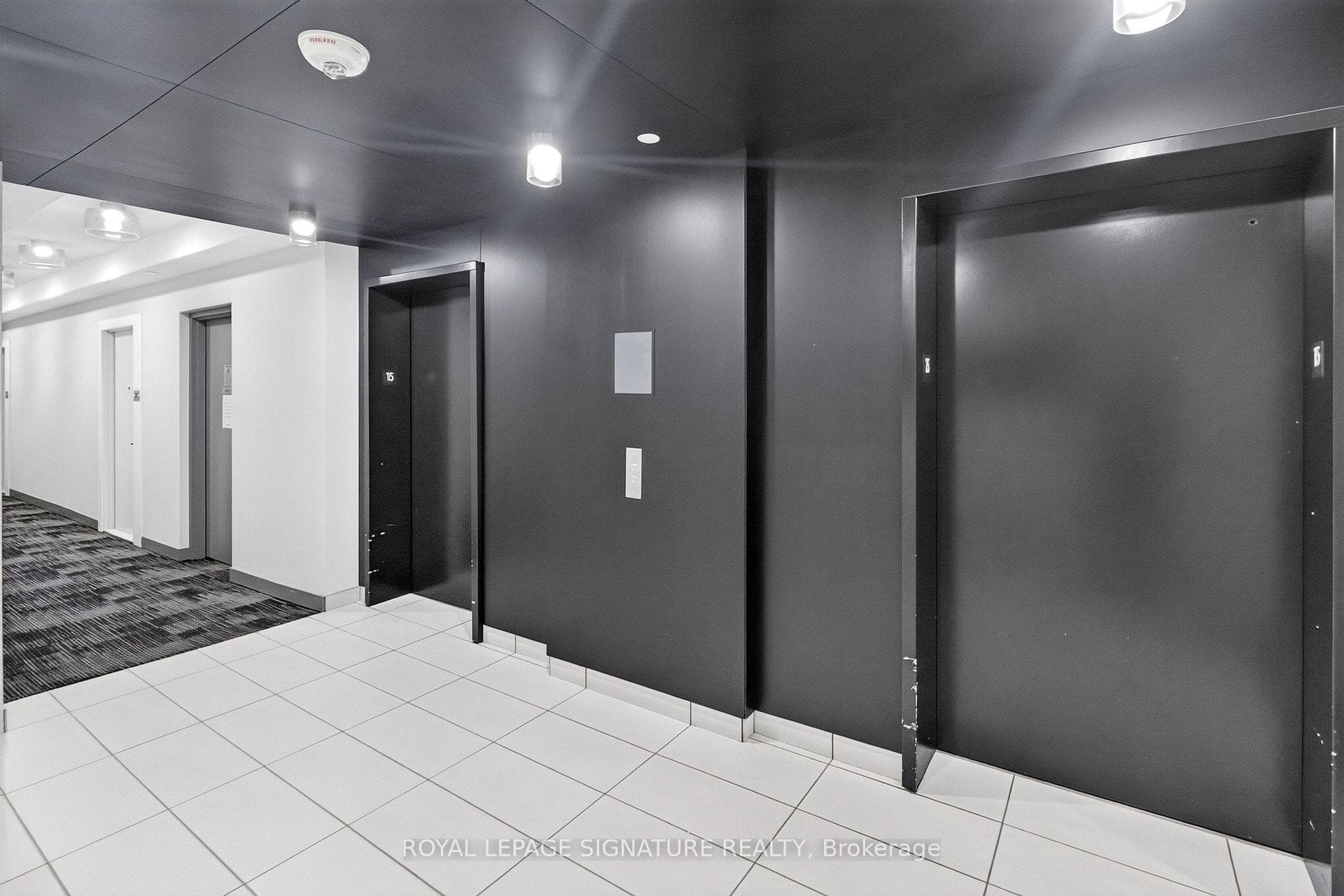 4699 Glen Erin Drive Unit 1504 photo 6