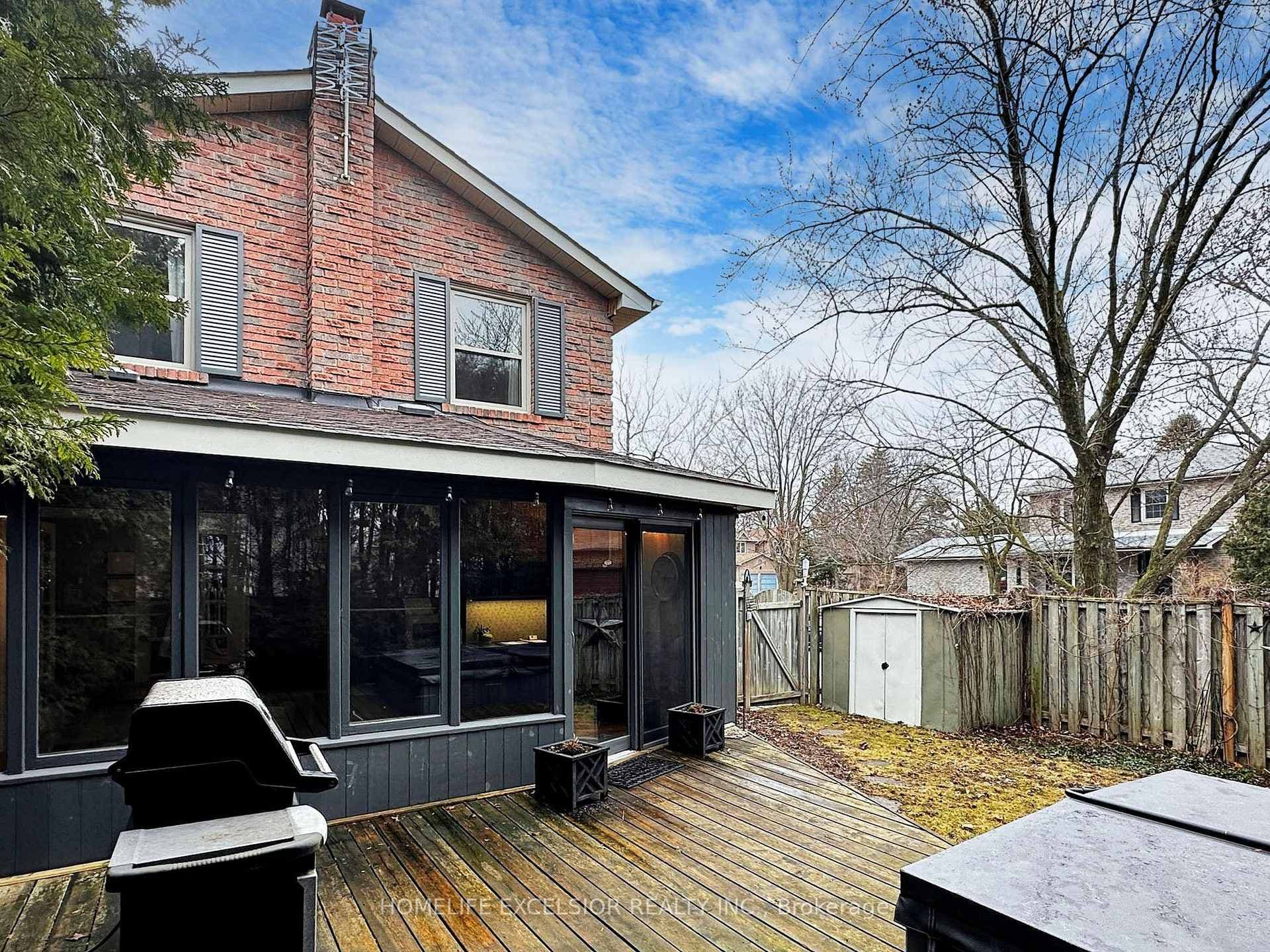 78 Emeline Crescent photo 35