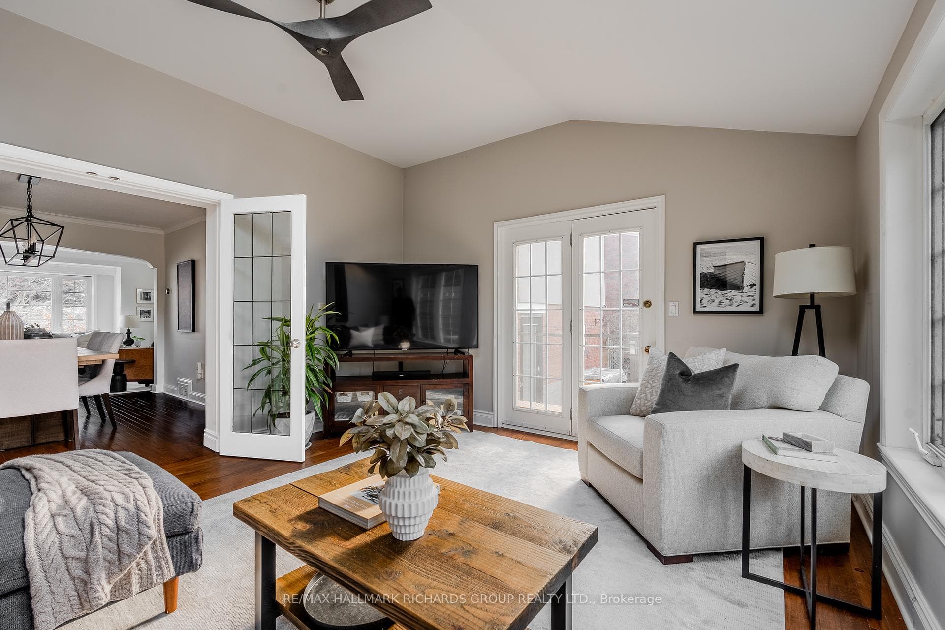 4 Midland Avenue photo 14
