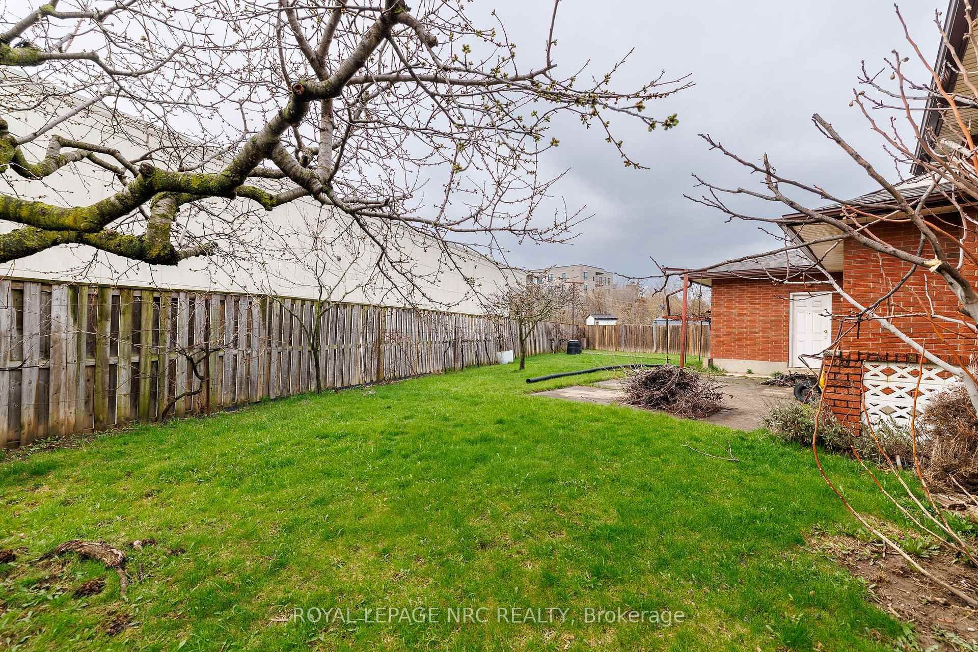91 Regent Drive photo 34
