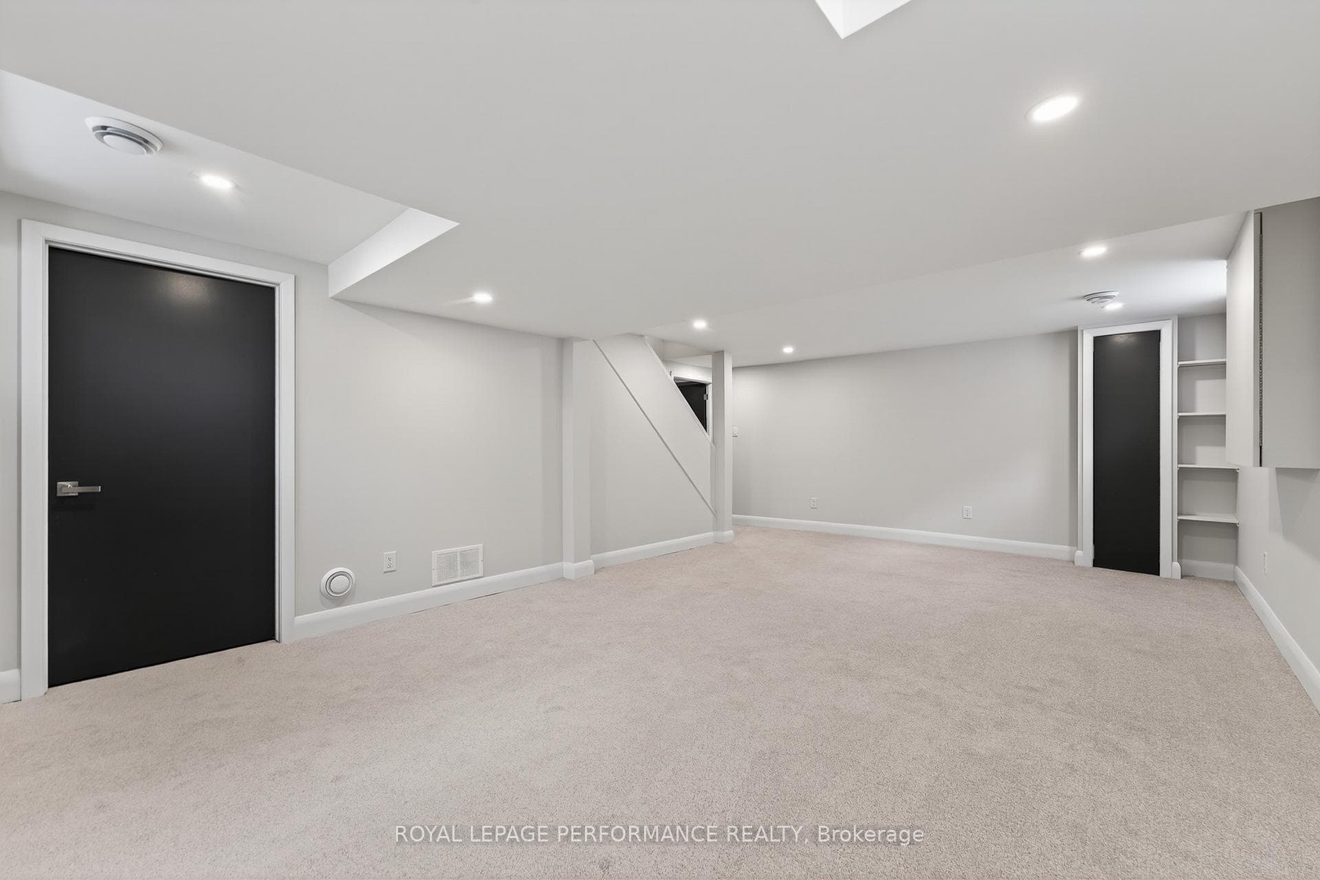 274 Compton Avenue photo 36