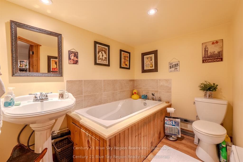 430 Kehoe Street photo 33