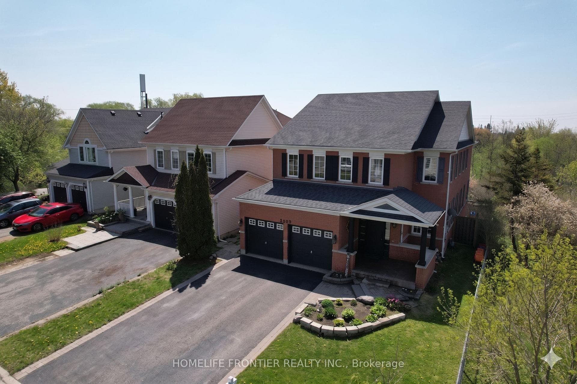 1509 Aldergrove Drive photo 3