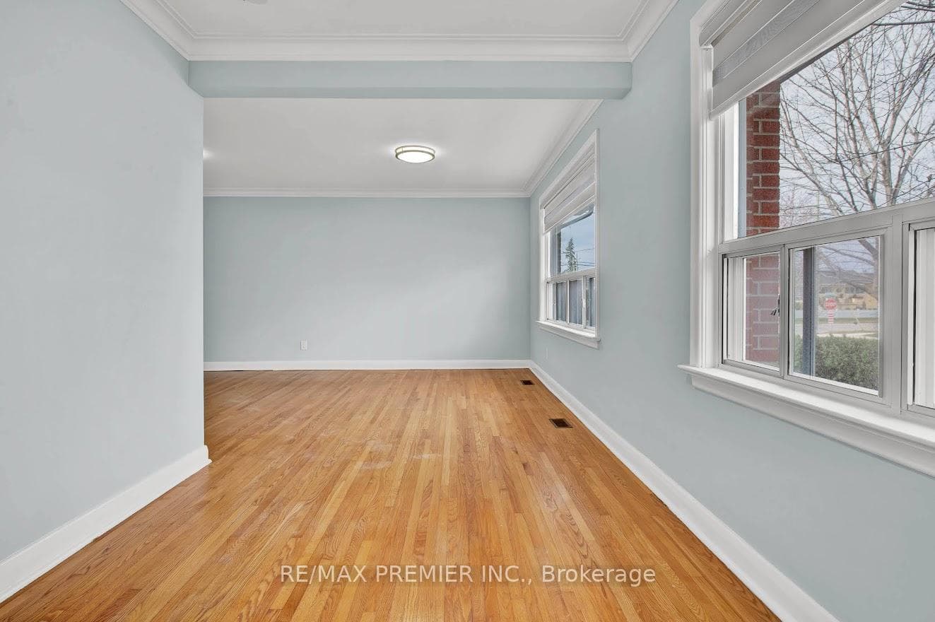 302 Southview Road photo 10