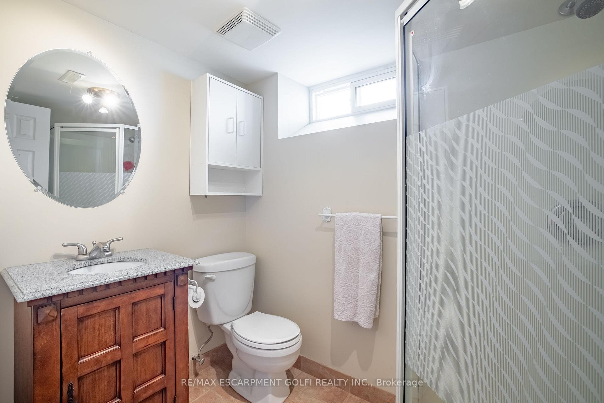 11 Glengarry Road photo 18