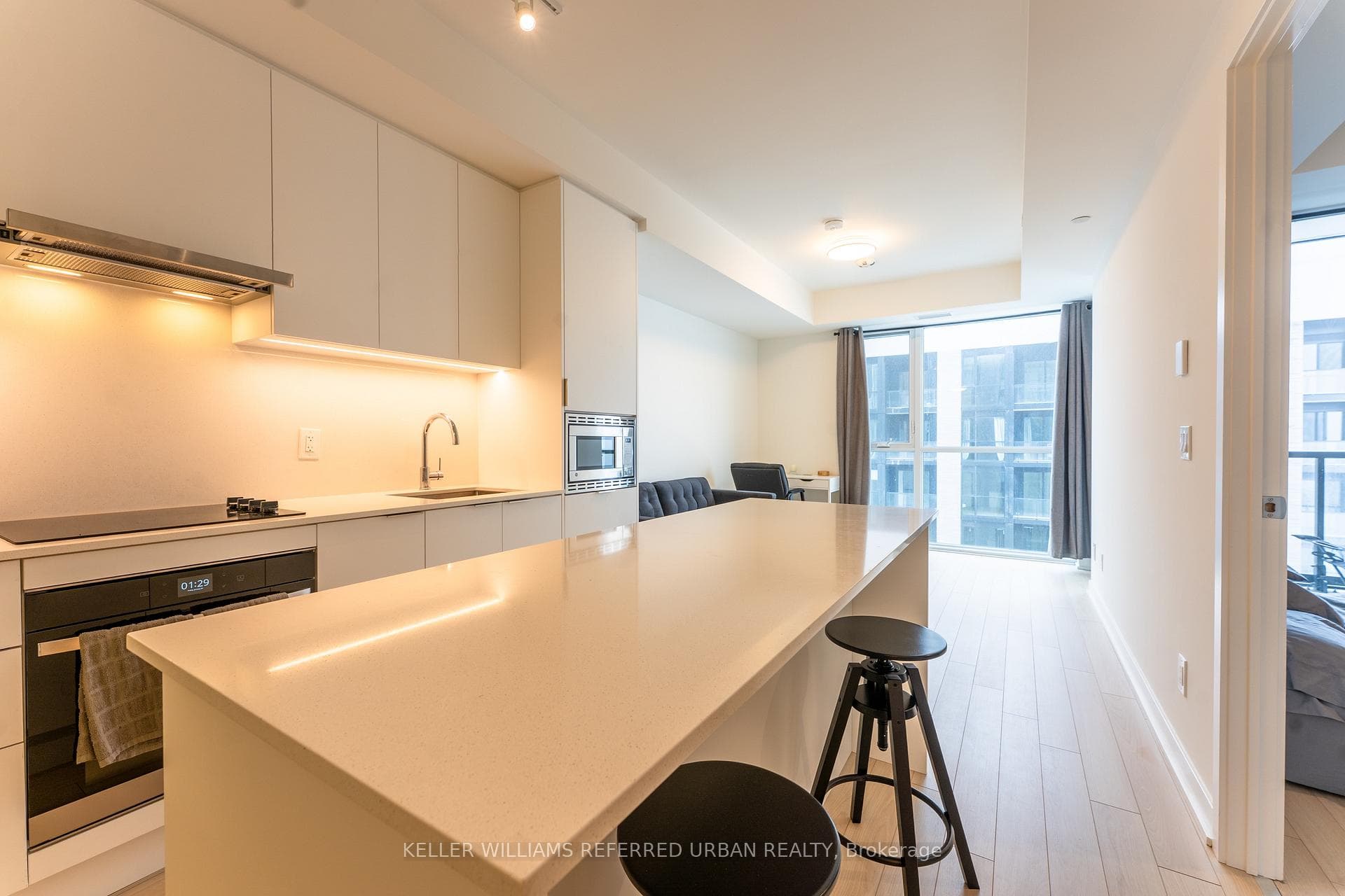 3079 Trafalgar Road Unit 1511 photo 3