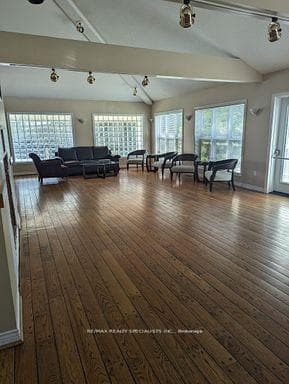302 COLLEGE Avenue Unit 96 photo 35