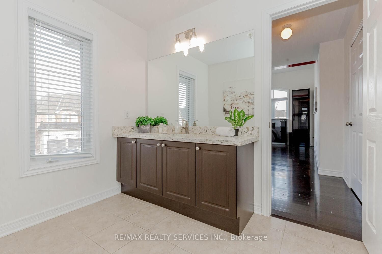 18 Decorso Drive photo 37