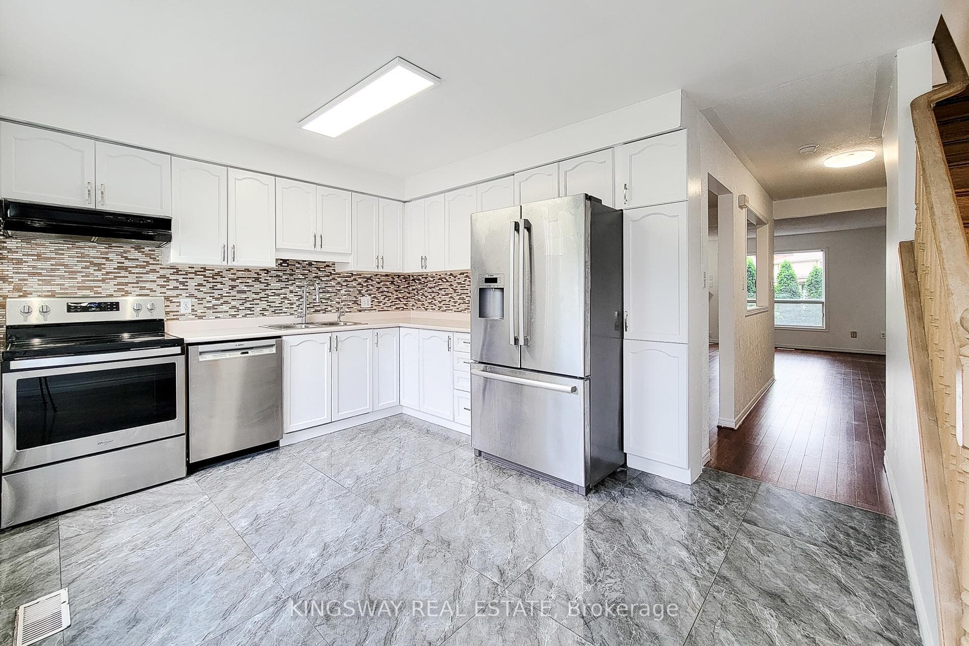 384 Limeridge Road Unit 10 photo 19