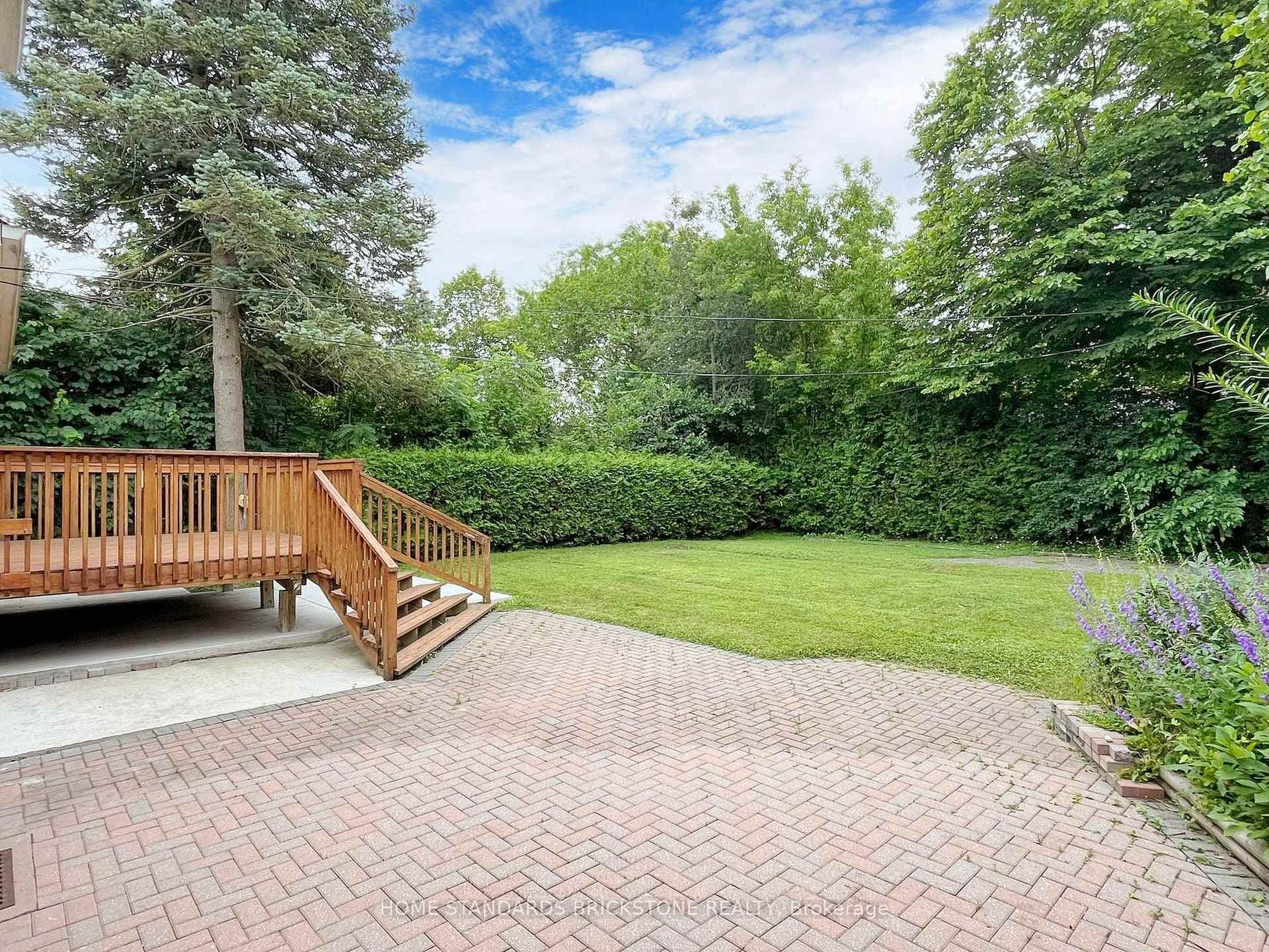206 Henderson Avenue photo 37