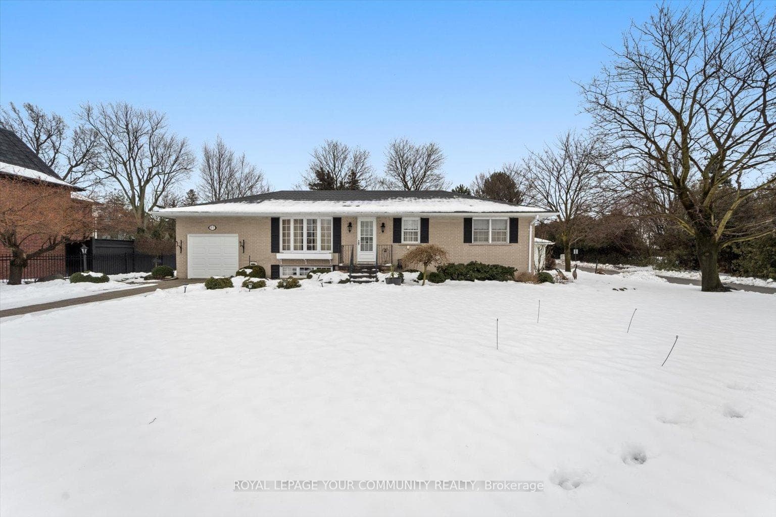 85 Patricia Drive photo 1