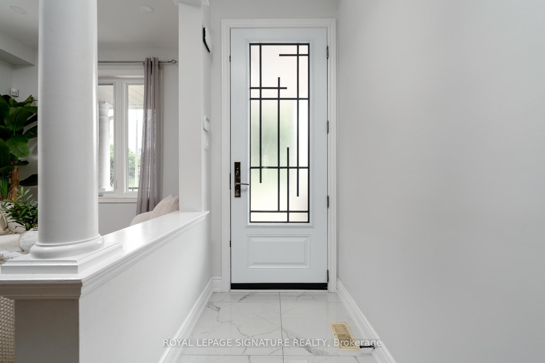 133 Wildberry Crescent photo 3