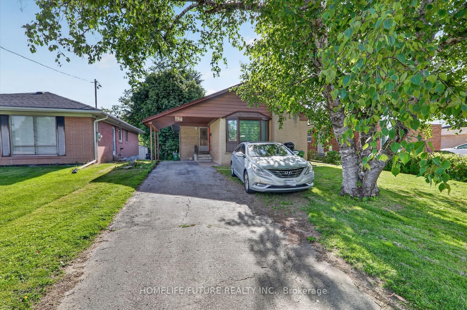 167 Treverton Drive Unit Main photo 3