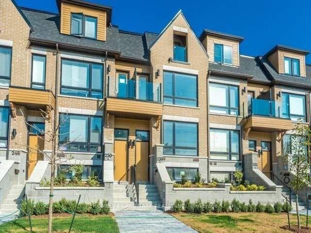 250 FINCH Avenue Unit A photo 1