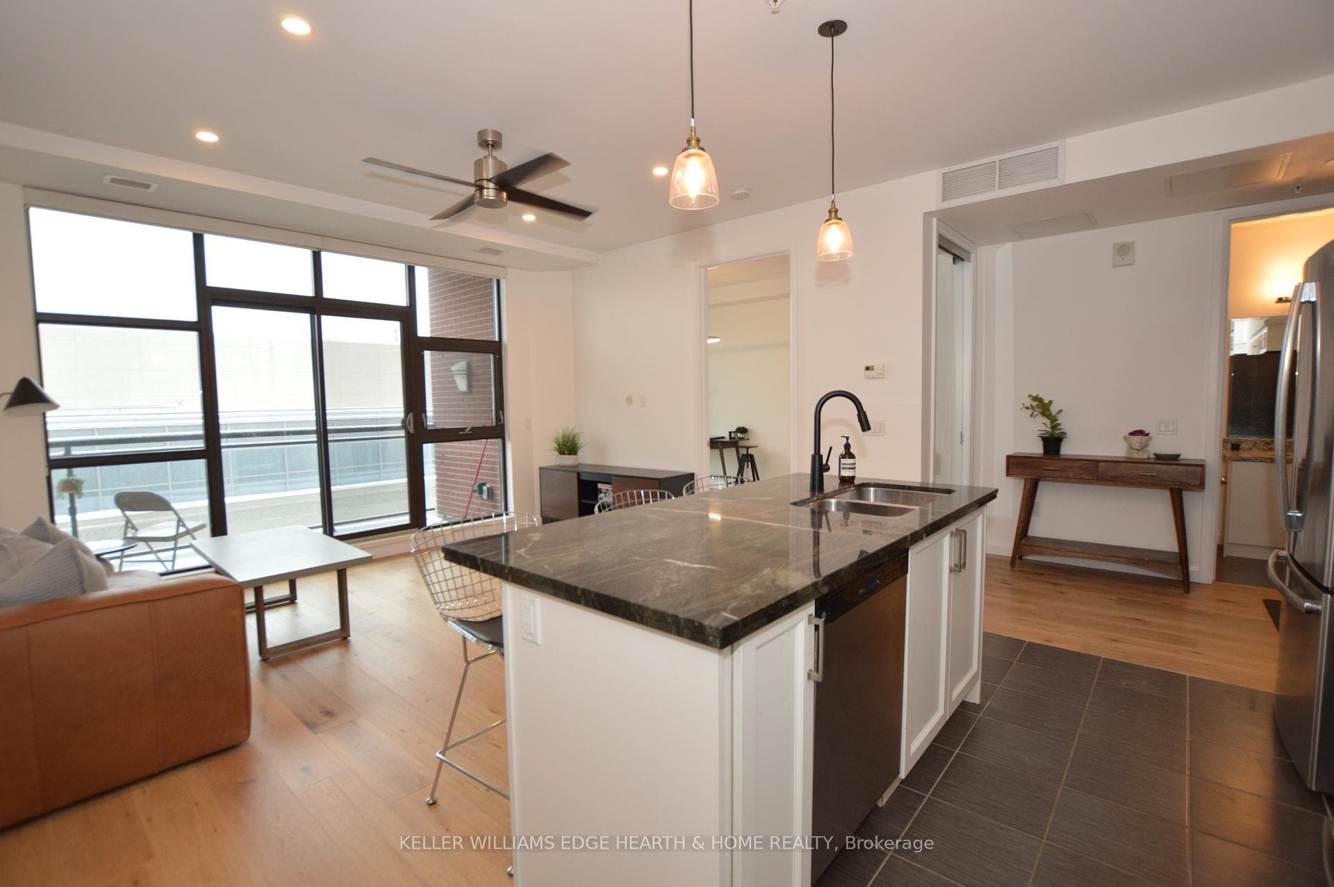112 King Street Unit 1108 photo 7