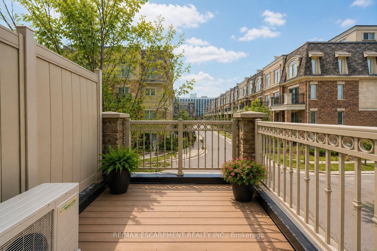 2435 Greenwich Drive Unit 74 photo 18