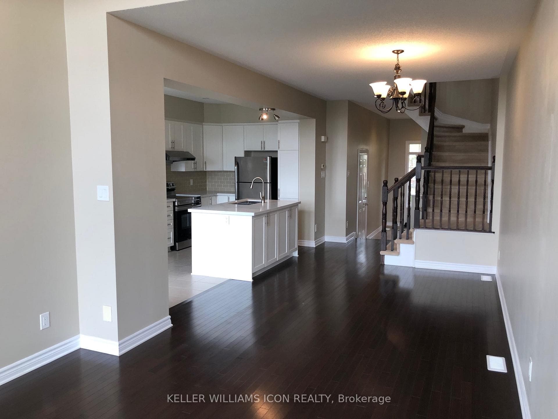 571 Remnor Avenue photo 8