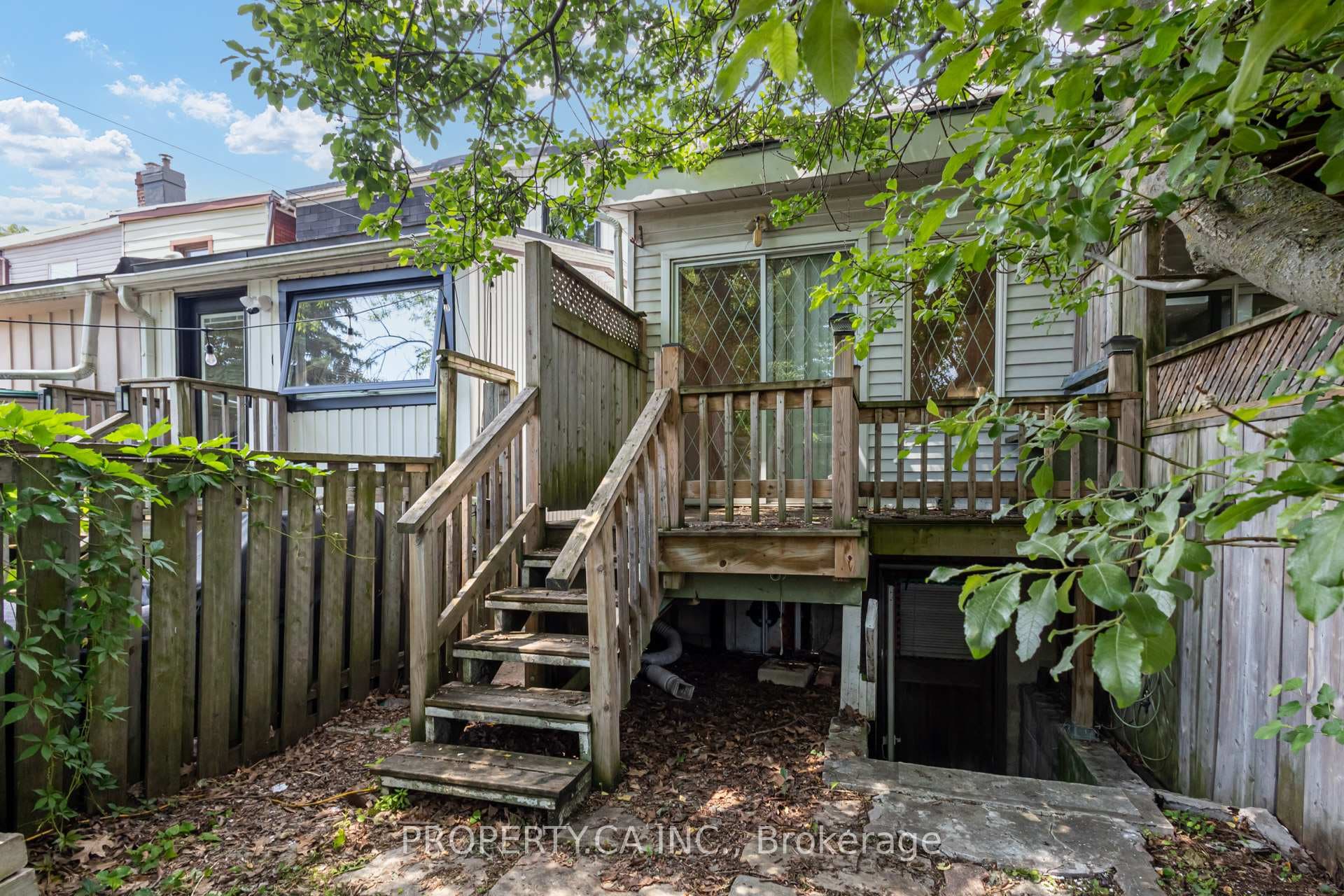 597 Rhodes Avenue photo 38
