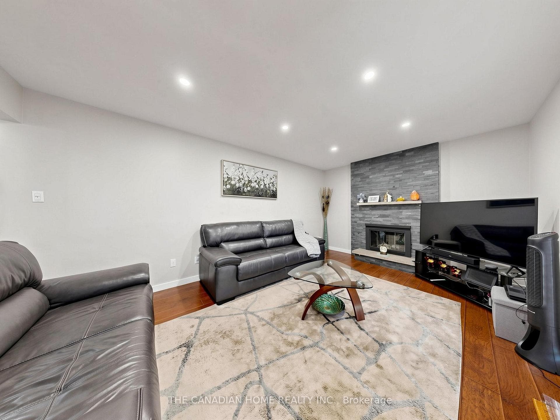 19 Wigston Court photo 16