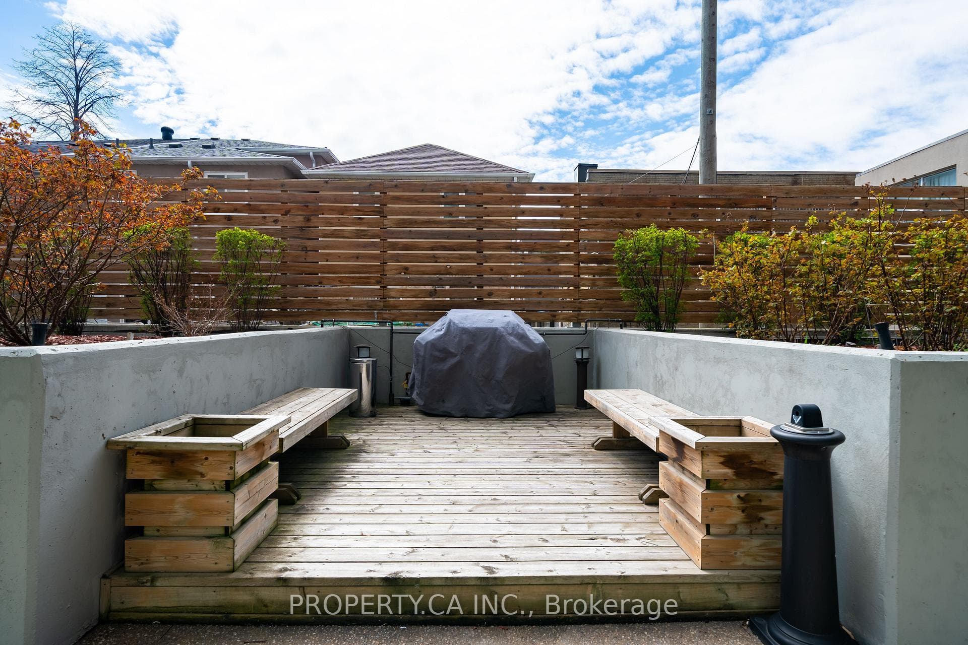 2055 Danforth Avenue Unit 1108 photo 27