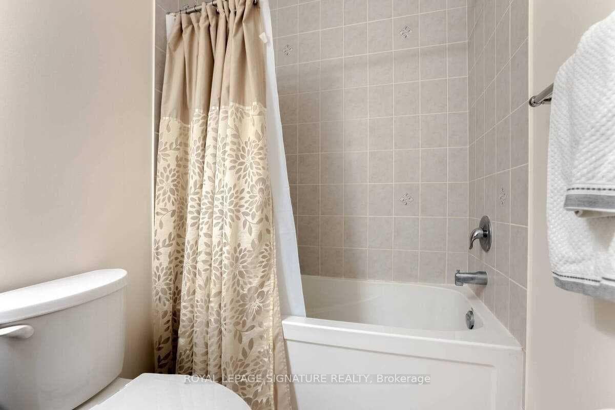 926 Nadalin Heights photo 22