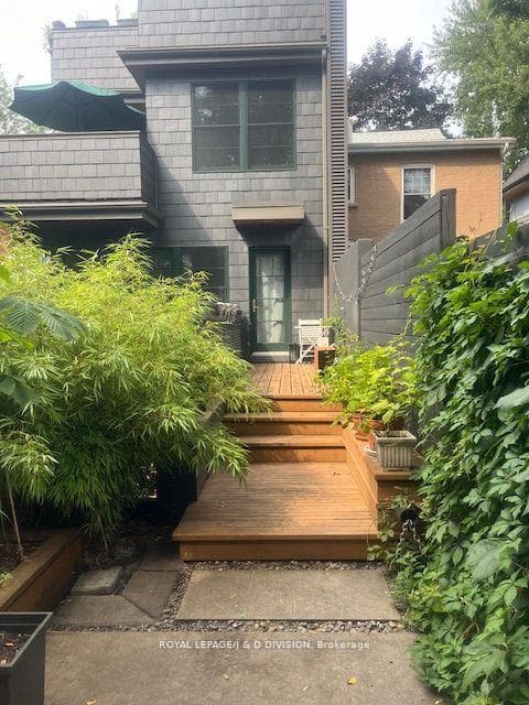 91 Woodfield Road Unit C photo 4