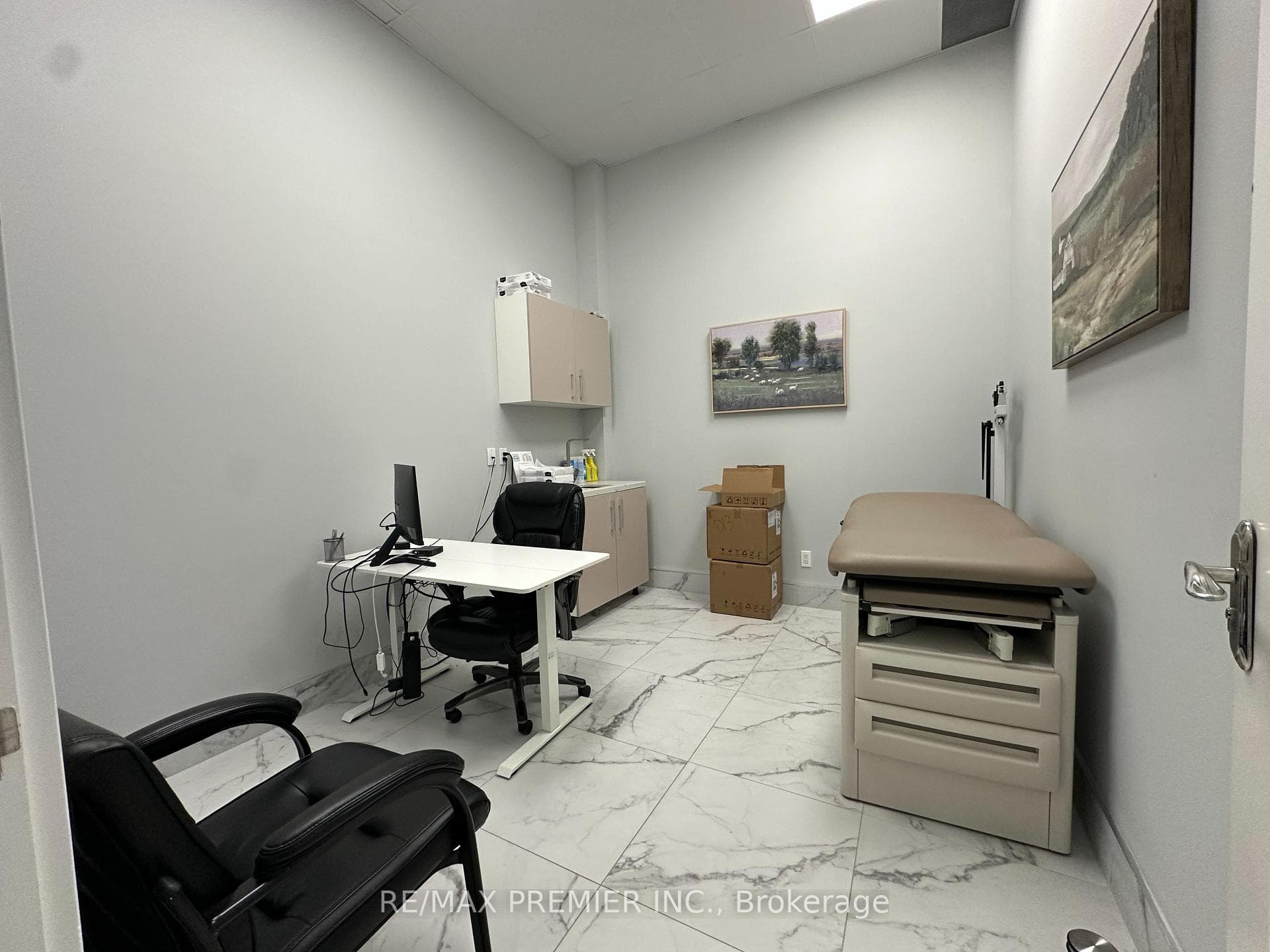 120 Guelph Street Unit 2 photo 10