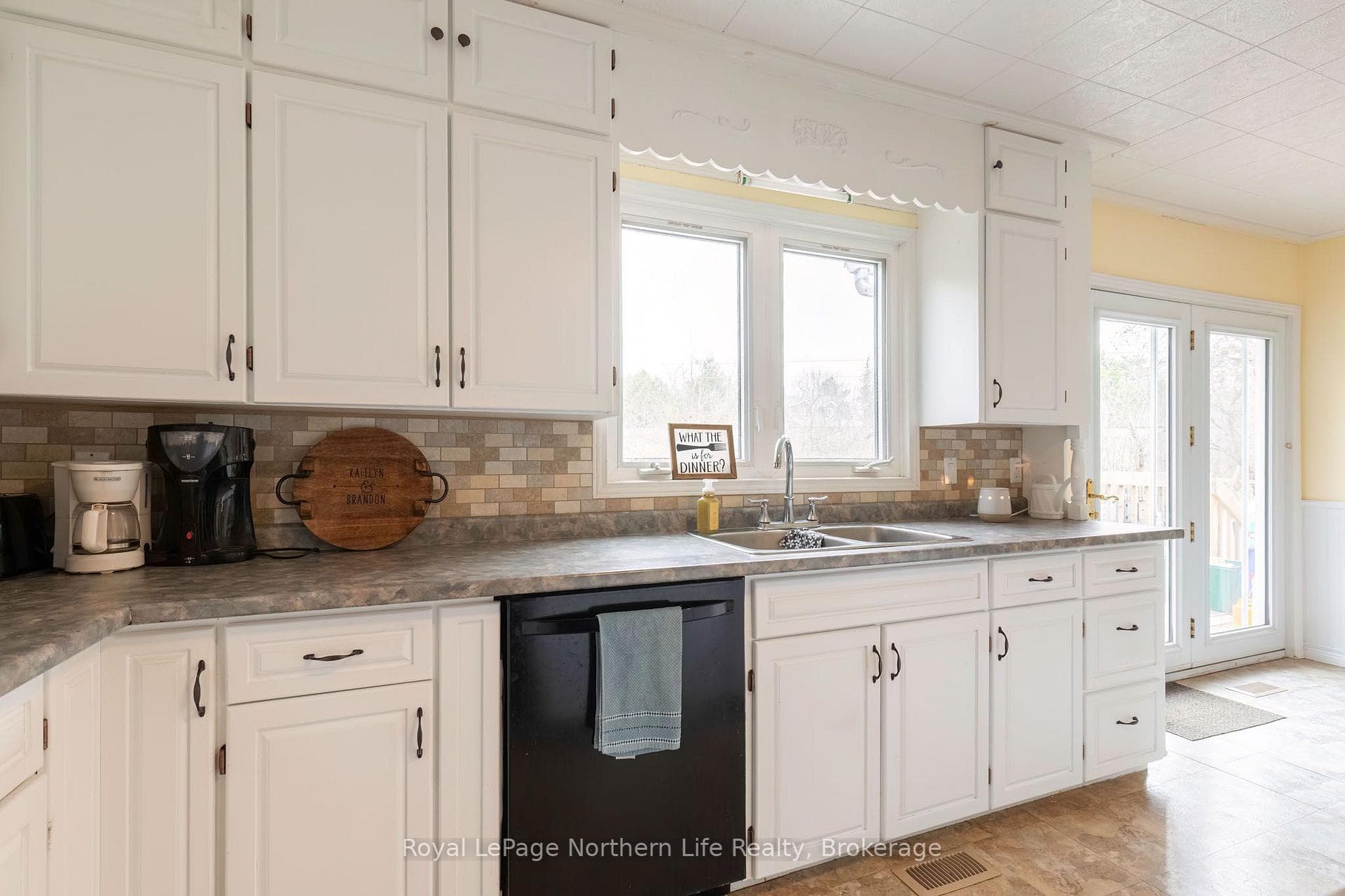 306 Spetz Avenue photo 7