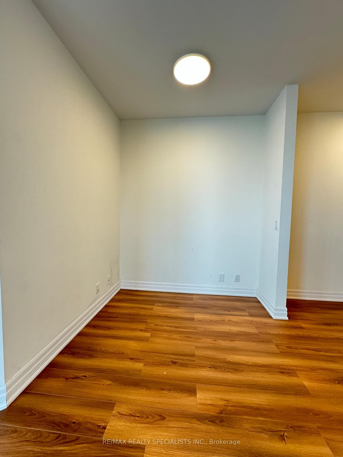 3939 Duke of York Boulevard Unit 2502 photo 5
