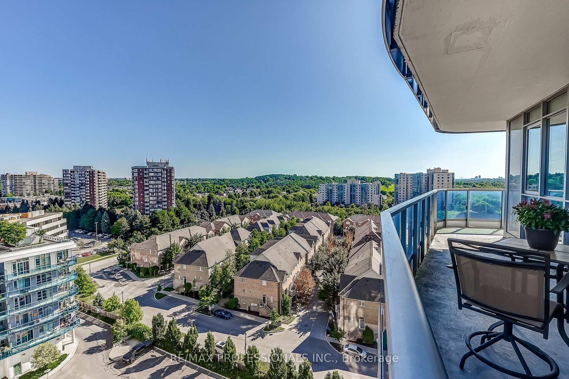 Wrap-Around Balcony