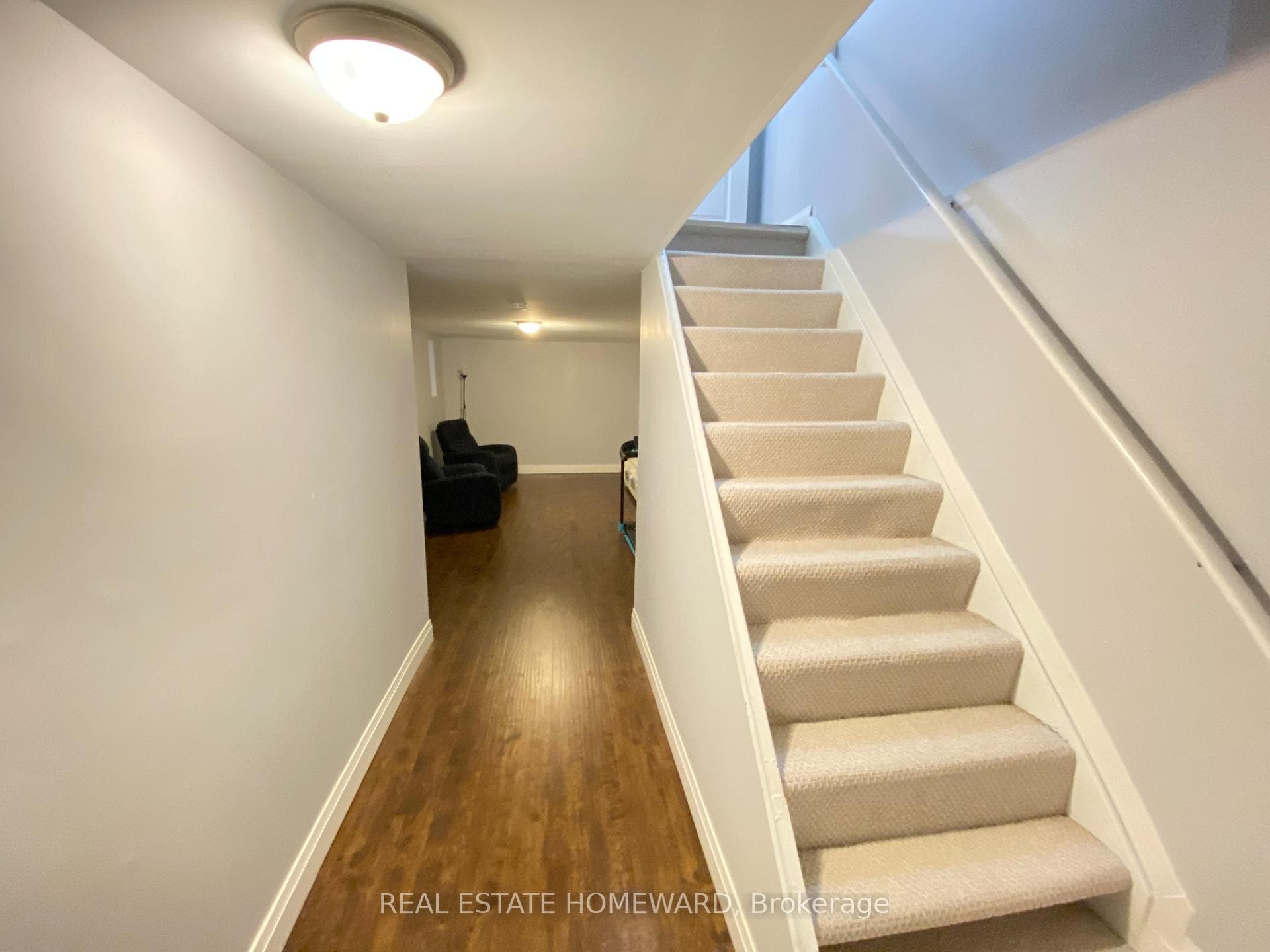 28 Harper Way photo 23