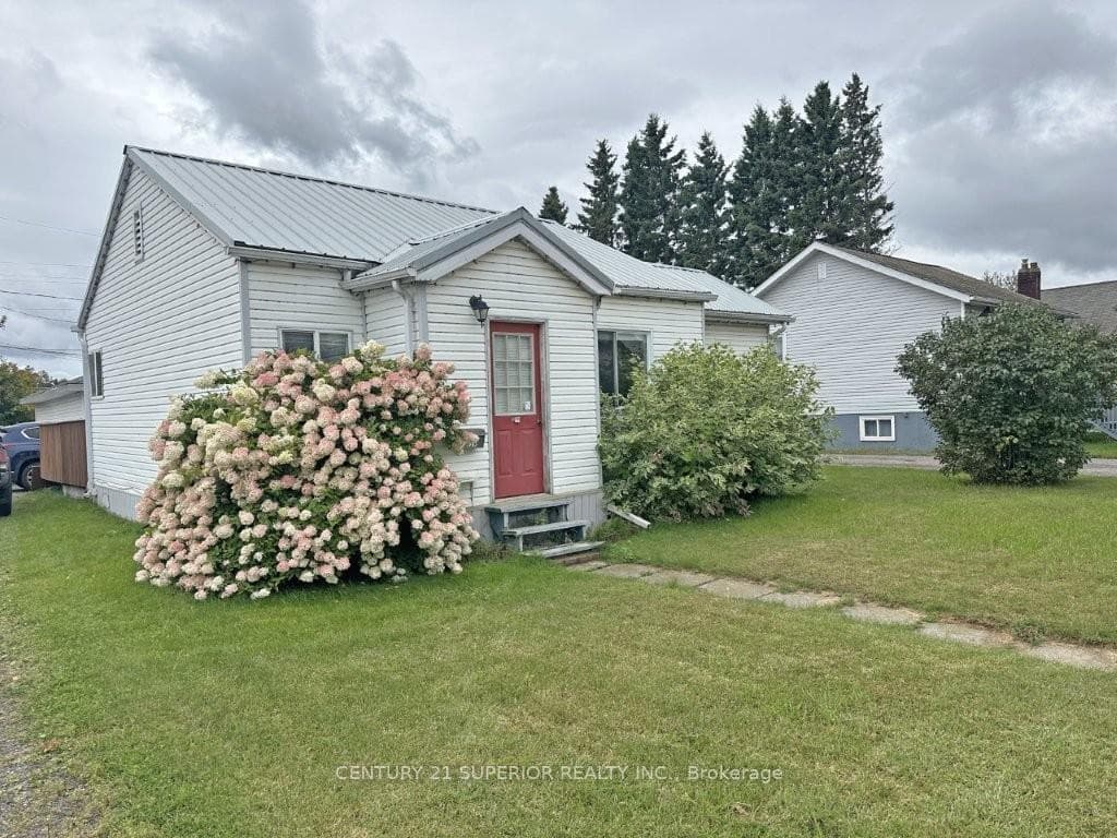 458 Francis Street photo 5